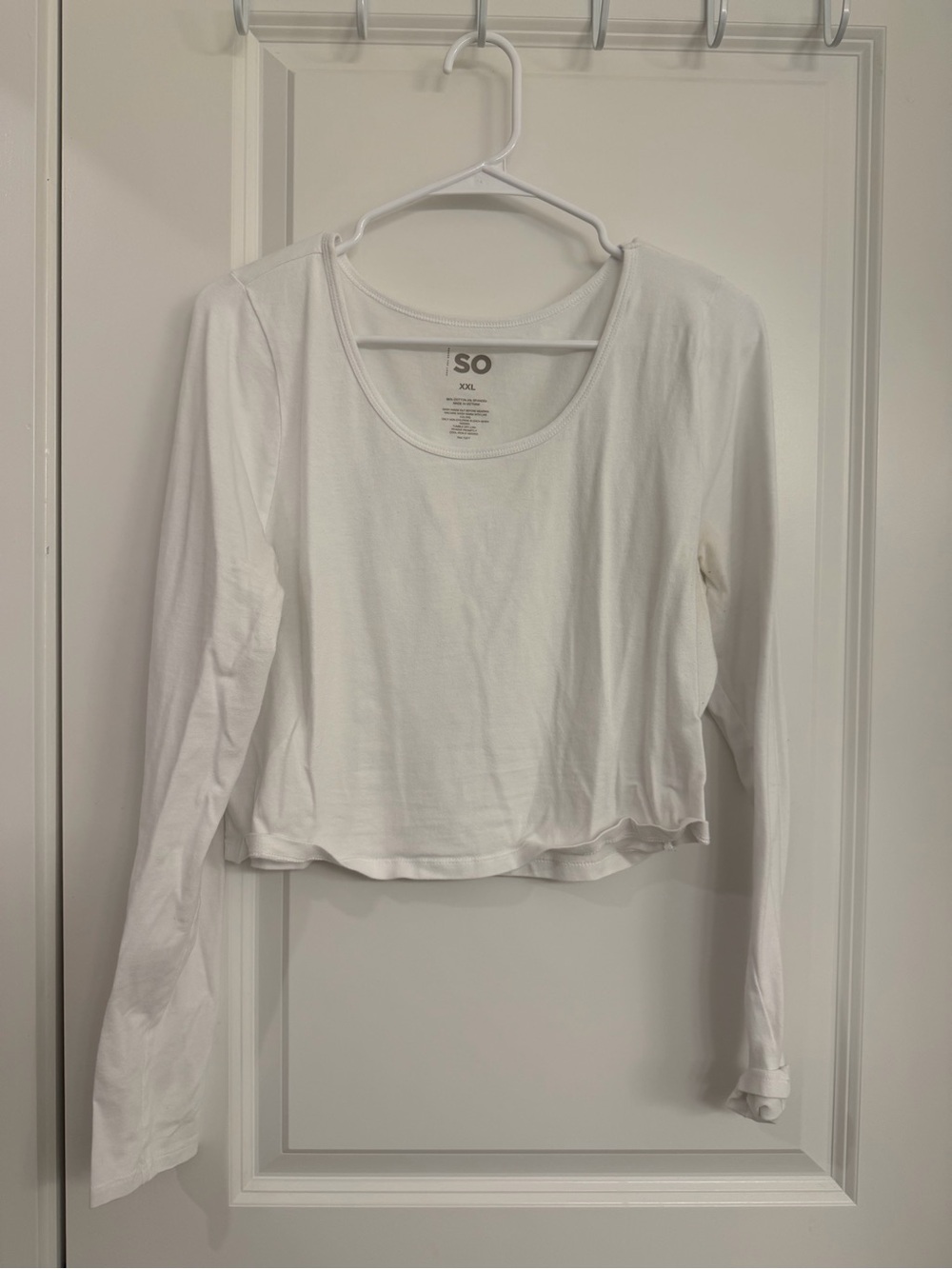SO White Long-Sleeve Scoop Neck Cropped Top